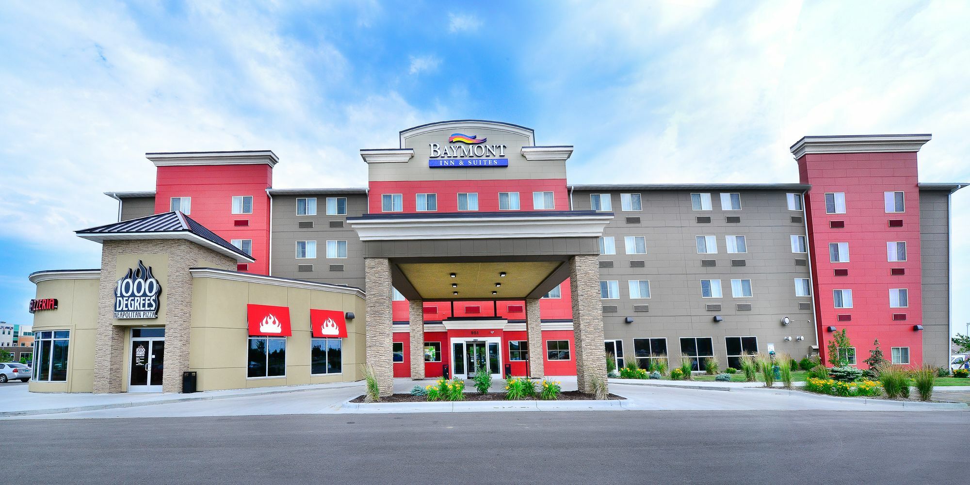 Baymont By Wyndham Grand Forks Hotel Luaran gambar